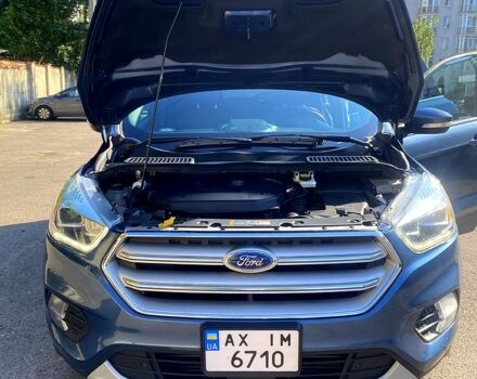 Синий Форд Эскейп, объемом двигателя 2 л и пробегом 65 тыс. км за 14000 $, фото 7 на Automoto.ua