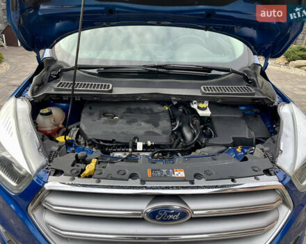 Форд Эскейп 2017 в Ровно на Automoto.ua Синий Форд Эскейп, объемом двигателя 1.5 л и пробегом 141 тыс. км за 11700 $, фото 23 на Automoto.ua