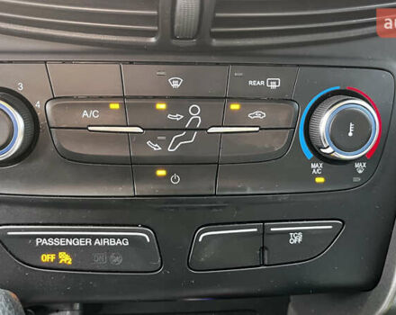 Форд Эскейп 2017 в Чернигове на Automoto.ua Синий Форд Эскейп, объемом двигателя 2.5 л и пробегом 102 тыс. км за 15000 $, фото 16 на Automoto.ua