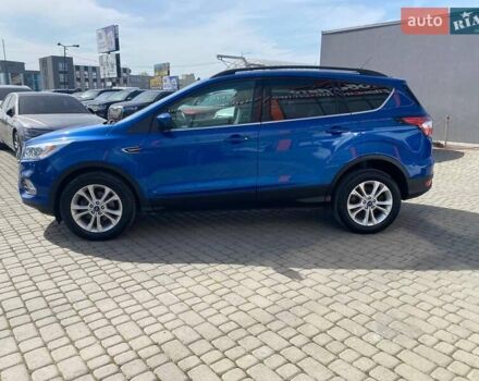 Синий Форд Эскейп, объемом двигателя 1.5 л и пробегом 241 тыс. км за 12900 $, фото 3 на Automoto.ua