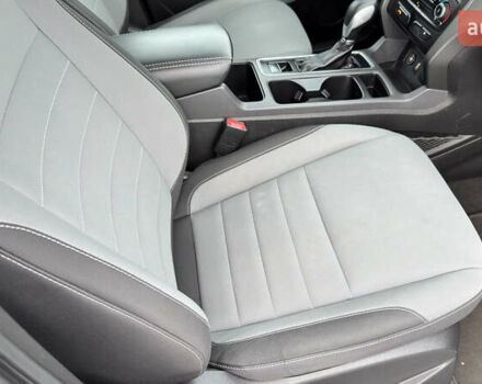 Форд Эскейп 2017 в Ирпене на Automoto.ua Синий Форд Эскейп, объемом двигателя 2.49 л и пробегом 208 тыс. км за 12400 $, фото 30 на Automoto.ua