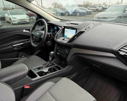 Синий Форд Эскейп, объемом двигателя 2 л и пробегом 165 тыс. км за 8900 $, фото 7 на Automoto.ua