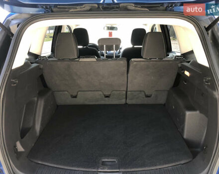 Синий Форд Эскейп, объемом двигателя 0 л и пробегом 68 тыс. км за 13700 $, фото 4 на Automoto.ua