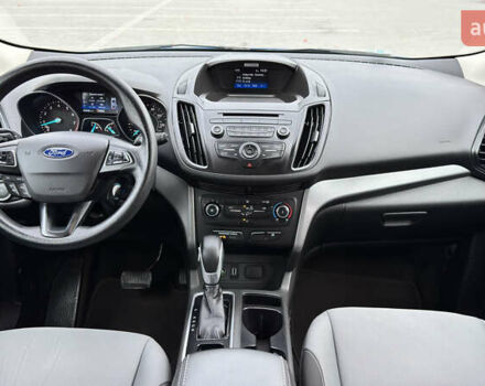 Форд Эскейп 2017 в Ирпене на Automoto.ua Синий Форд Эскейп, объемом двигателя 2.49 л и пробегом 208 тыс. км за 12400 $, фото 27 на Automoto.ua