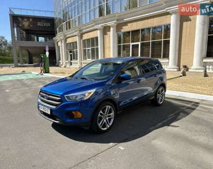 Синий Форд Эскейп, объемом двигателя 2.5 л и пробегом 130 тыс. км за 12999 $, фото 1 на Automoto.ua