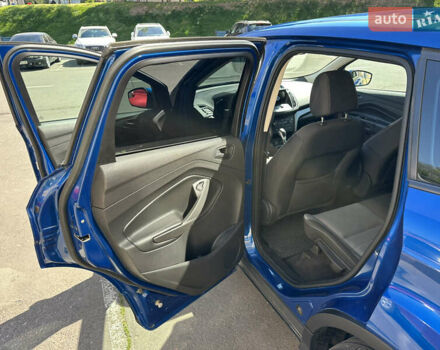 Синий Форд Эскейп, объемом двигателя 2.5 л и пробегом 130 тыс. км за 12999 $, фото 9 на Automoto.ua