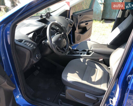 Синий Форд Эскейп, объемом двигателя 0 л и пробегом 68 тыс. км за 13700 $, фото 5 на Automoto.ua