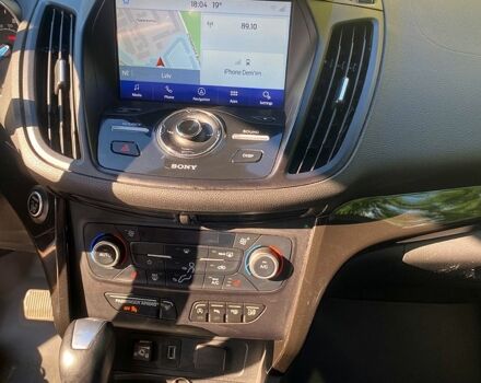 Синий Форд Эскейп, объемом двигателя 2 л и пробегом 65 тыс. км за 14000 $, фото 11 на Automoto.ua