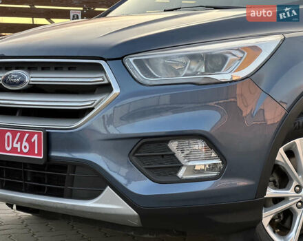 Синий Форд Эскейп, объемом двигателя 1.5 л и пробегом 162 тыс. км за 13599 $, фото 6 на Automoto.ua