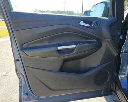 Синий Форд Эскейп, объемом двигателя 2 л и пробегом 100 тыс. км за 9000 $, фото 6 на Automoto.ua