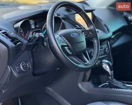 Синій Форд Ескейп, об'ємом двигуна 1.5 л та пробігом 135 тис. км за 11400 $, фото 5 на Automoto.ua