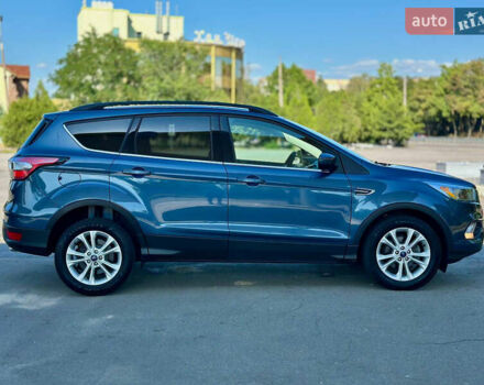 Синій Форд Ескейп, об'ємом двигуна 1.5 л та пробігом 150 тис. км за 12699 $, фото 3 на Automoto.ua