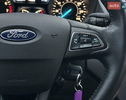 Синий Форд Эскейп, объемом двигателя 1.5 л и пробегом 162 тыс. км за 13599 $, фото 56 на Automoto.ua