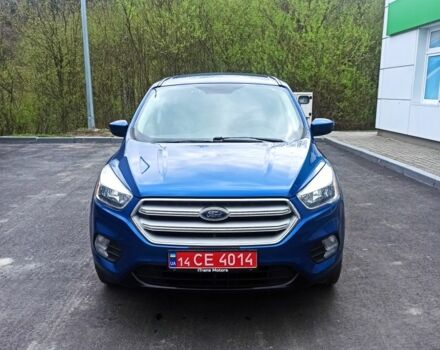 Синий Форд Эскейп, объемом двигателя 0 л и пробегом 226 тыс. км за 11800 $, фото 1 на Automoto.ua