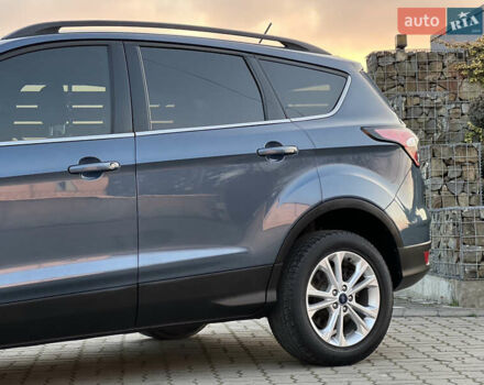 Синий Форд Эскейп, объемом двигателя 1.5 л и пробегом 162 тыс. км за 13599 $, фото 8 на Automoto.ua