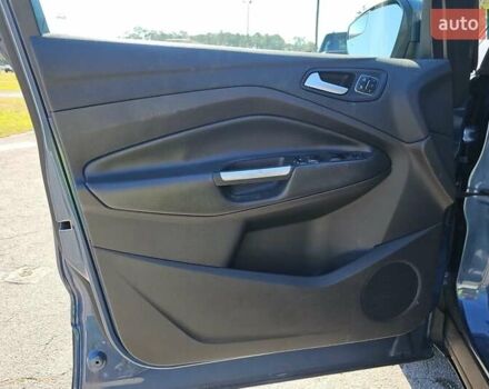 Синій Форд Ескейп, об'ємом двигуна 2 л та пробігом 175 тис. км за 12500 $, фото 6 на Automoto.ua