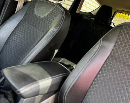 Синий Форд Эскейп, объемом двигателя 1.5 л и пробегом 124 тыс. км за 13000 $, фото 4 на Automoto.ua