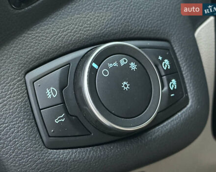 Синий Форд Эскейп, объемом двигателя 1.5 л и пробегом 162 тыс. км за 13599 $, фото 46 на Automoto.ua