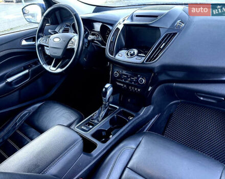 Синий Форд Эскейп, объемом двигателя 2 л и пробегом 164 тыс. км за 10999 $, фото 22 на Automoto.ua