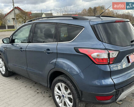 Синий Форд Эскейп, объемом двигателя 1.5 л и пробегом 196 тыс. км за 10300 $, фото 3 на Automoto.ua