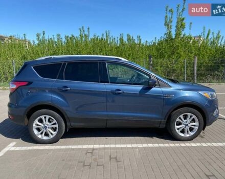 Синий Форд Эскейп, объемом двигателя 1.5 л и пробегом 74 тыс. км за 12950 $, фото 7 на Automoto.ua