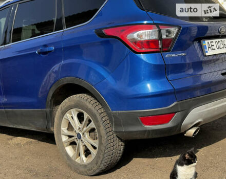 Синий Форд Эскейп, объемом двигателя 1.5 л и пробегом 124 тыс. км за 13000 $, фото 5 на Automoto.ua