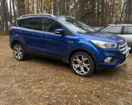 Синий Форд Эскейп, объемом двигателя 2 л и пробегом 172 тыс. км за 17000 $, фото 1 на Automoto.ua