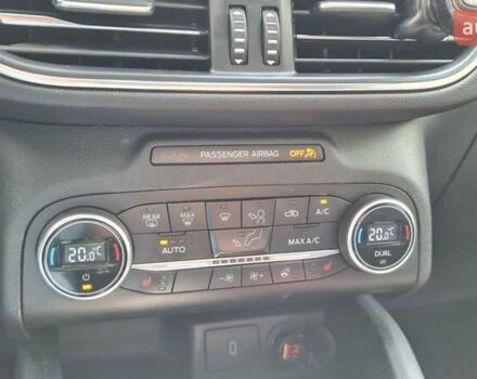 Синий Форд Эскейп, объемом двигателя 2.5 л и пробегом 70 тыс. км за 25999 $, фото 16 на Automoto.ua