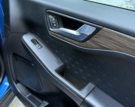 Синий Форд Эскейп, объемом двигателя 2.5 л и пробегом 83 тыс. км за 21000 $, фото 48 на Automoto.ua