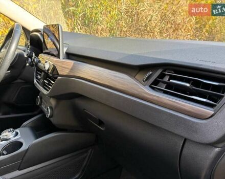 Синий Форд Эскейп, объемом двигателя 2.49 л и пробегом 261 тыс. км за 19000 $, фото 13 на Automoto.ua