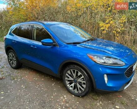 Синий Форд Эскейп, объемом двигателя 2.49 л и пробегом 261 тыс. км за 19000 $, фото 3 на Automoto.ua