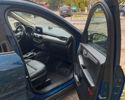 Синий Форд Эскейп, объемом двигателя 1.5 л и пробегом 128 тыс. км за 17300 $, фото 5 на Automoto.ua