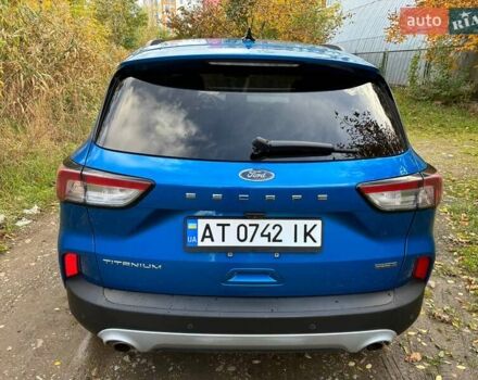 Синий Форд Эскейп, объемом двигателя 2.49 л и пробегом 261 тыс. км за 19000 $, фото 2 на Automoto.ua