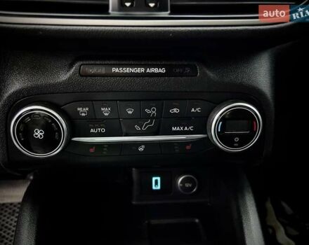 Синій Форд Ескейп, об'ємом двигуна 2 л та пробігом 139 тис. км за 19800 $, фото 9 на Automoto.ua