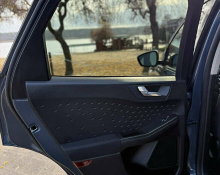 Синій Форд Ескейп, об'ємом двигуна 1.5 л та пробігом 123 тис. км за 13500 $, фото 26 на Automoto.ua