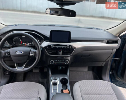 Синий Форд Эскейп, объемом двигателя 1.5 л и пробегом 31 тыс. км за 17200 $, фото 6 на Automoto.ua