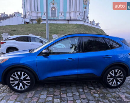 Синий Форд Эскейп, объемом двигателя 2.5 л и пробегом 112 тыс. км за 24600 $, фото 4 на Automoto.ua