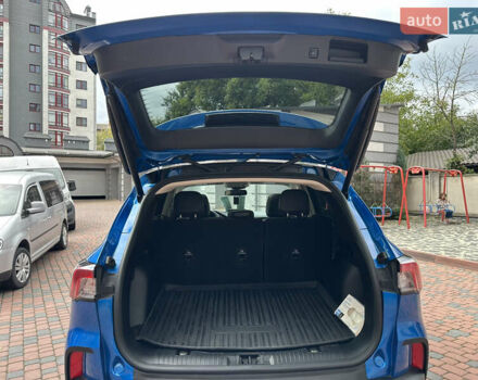 Синий Форд Эскейп, объемом двигателя 2.49 л и пробегом 91 тыс. км за 24950 $, фото 196 на Automoto.ua