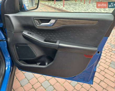 Синий Форд Эскейп, объемом двигателя 2.49 л и пробегом 91 тыс. км за 24950 $, фото 161 на Automoto.ua