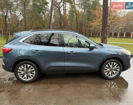 Синий Форд Эскейп, объемом двигателя 2.5 л и пробегом 93 тыс. км за 21900 $, фото 1 на Automoto.ua