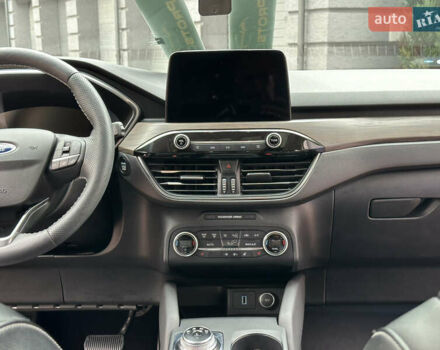 Синий Форд Эскейп, объемом двигателя 2.49 л и пробегом 91 тыс. км за 24950 $, фото 151 на Automoto.ua