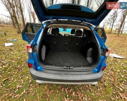 Синий Форд Эскейп, объемом двигателя 0 л и пробегом 122 тыс. км за 17000 $, фото 12 на Automoto.ua