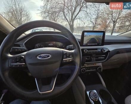 Синий Форд Эскейп, объемом двигателя 1.5 л и пробегом 40 тыс. км за 17900 $, фото 7 на Automoto.ua