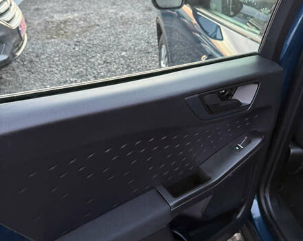 Форд Эскейп 2020 в Полтаве на Automoto.ua Синий Форд Эскейп, объемом двигателя 0 л и пробегом 141 тыс. км за 14500 $, фото 8 на Automoto.ua