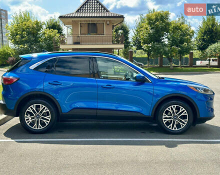 Синий Форд Эскейп, объемом двигателя 1.5 л и пробегом 148 тыс. км за 16999 $, фото 7 на Automoto.ua