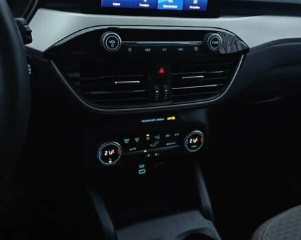 Синий Форд Эскейп, объемом двигателя 2.5 л и пробегом 72 тыс. км за 22000 $, фото 20 на Automoto.ua