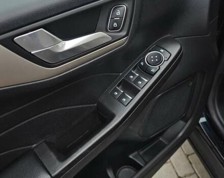 Синий Форд Эскейп, объемом двигателя 2.5 л и пробегом 72 тыс. км за 22000 $, фото 23 на Automoto.ua