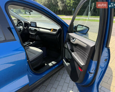 Синий Форд Эскейп, объемом двигателя 1.5 л и пробегом 102 тыс. км за 15900 $, фото 7 на Automoto.ua