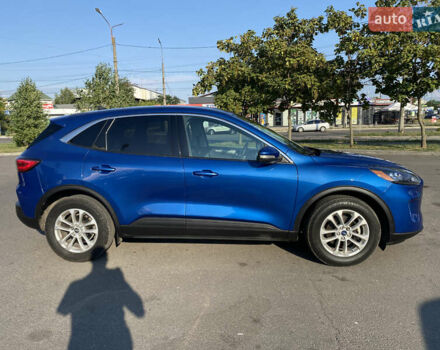 Синий Форд Эскейп, объемом двигателя 1.5 л и пробегом 55 тыс. км за 16700 $, фото 3 на Automoto.ua