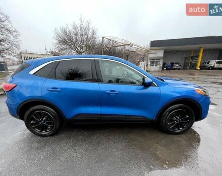 Синий Форд Эскейп, объемом двигателя 1.5 л и пробегом 41 тыс. км за 17000 $, фото 3 на Automoto.ua